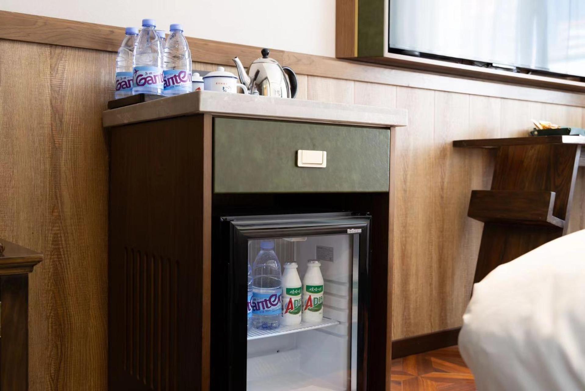Nost Algia Hotel Near Beijing Panjiayuan Antique Market- Beijing Happy Valley, Cbd, China Zun And Sanlitun, Tian'Anmen Square, Free Ice Cream, Mineral Water, Coffee, Snacks And Laundry Service, Free Gymnastic, English Communication Well Ngoại thất bức ảnh