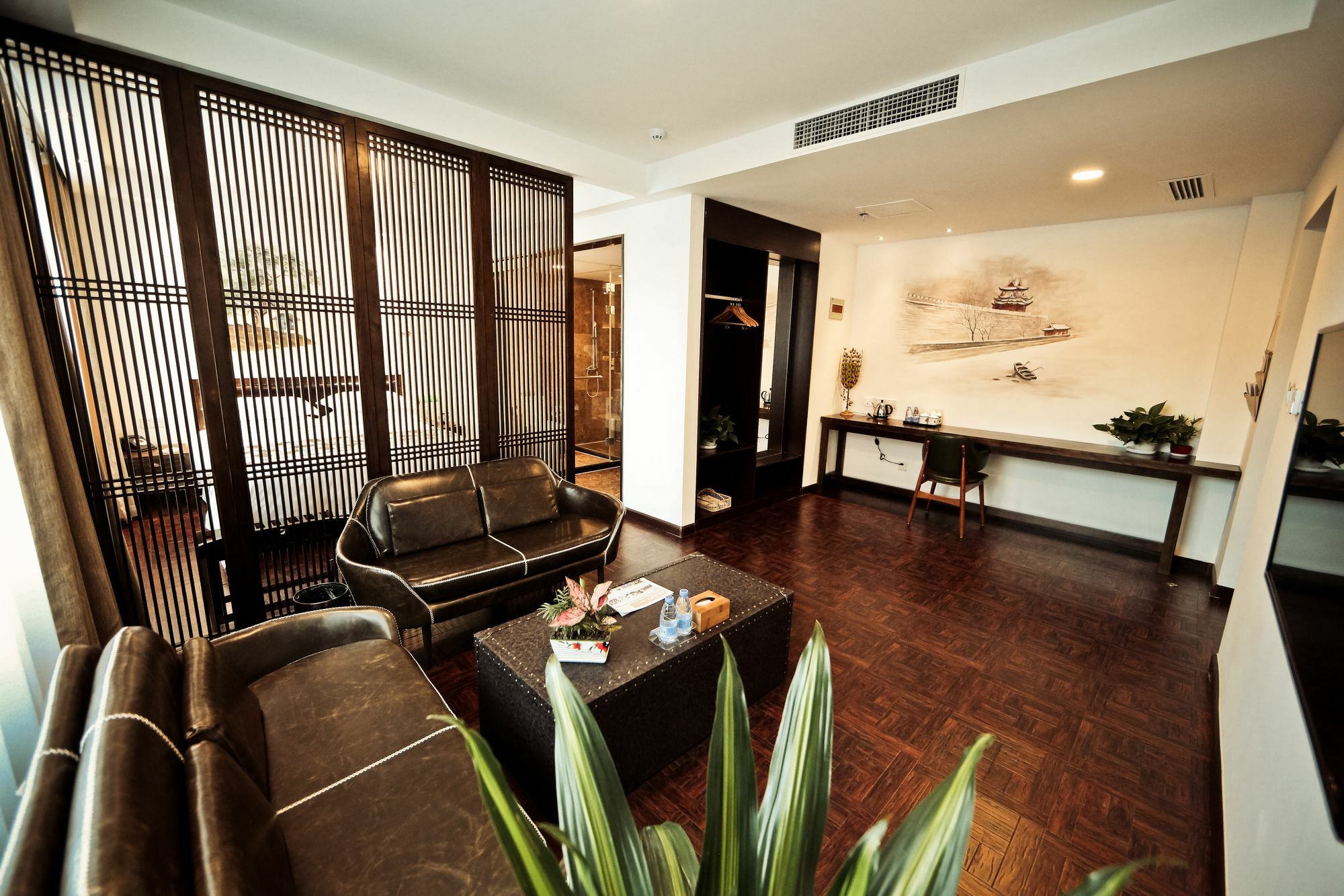 Nost Algia Hotel Near Beijing Panjiayuan Antique Market- Beijing Happy Valley, Cbd, China Zun And Sanlitun, Tian'Anmen Square, Free Ice Cream, Mineral Water, Coffee, Snacks And Laundry Service, Free Gymnastic, English Communication Well Ngoại thất bức ảnh