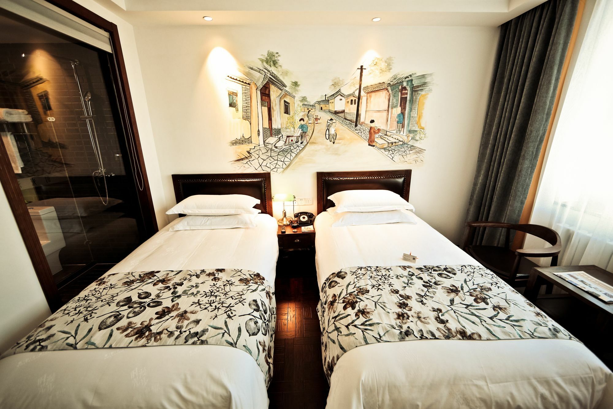 Nost Algia Hotel Near Beijing Panjiayuan Antique Market- Beijing Happy Valley, Cbd, China Zun And Sanlitun, Tian'Anmen Square, Free Ice Cream, Mineral Water, Coffee, Snacks And Laundry Service, Free Gymnastic, English Communication Well Ngoại thất bức ảnh